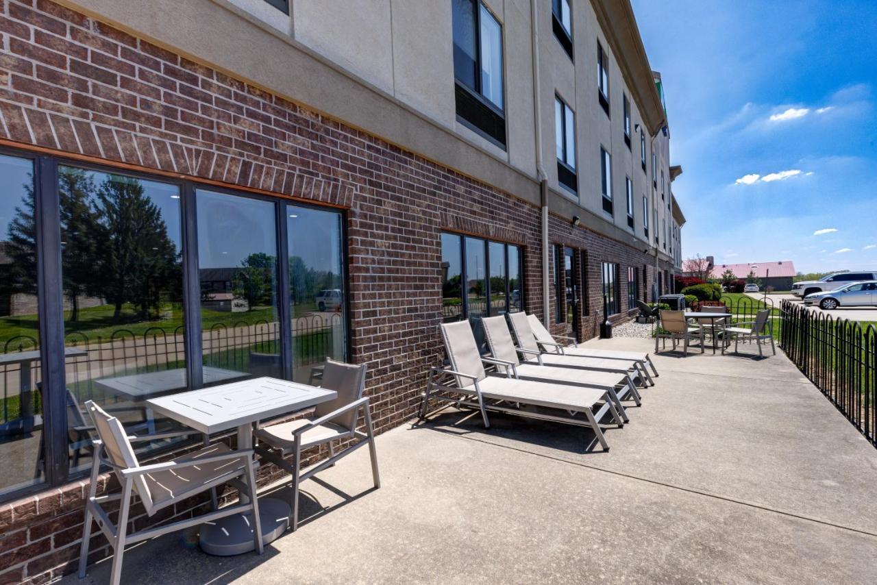 Holiday Inn Express Hotel & Suites Shelbyville By Ihg Eksteriør billede