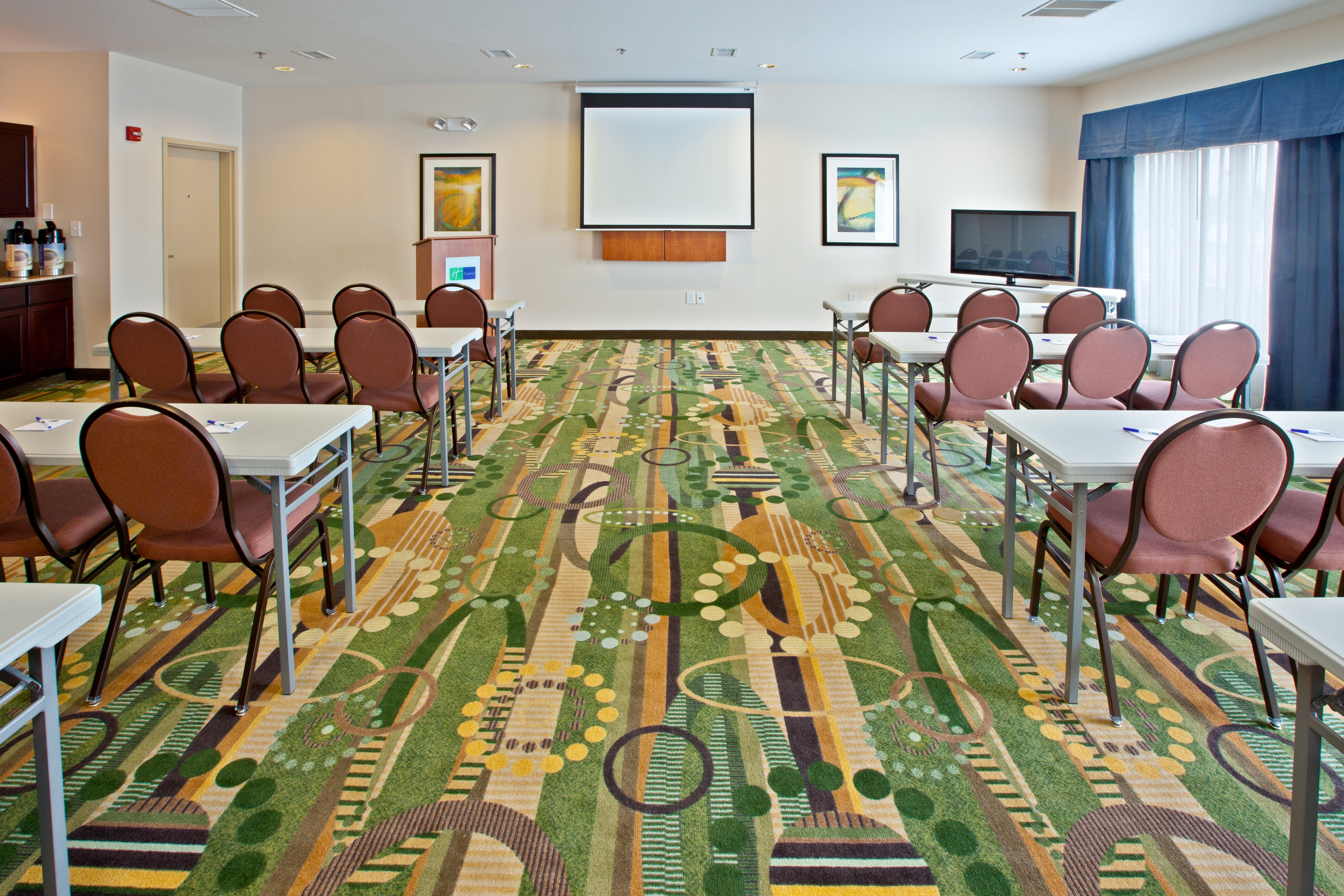 Holiday Inn Express Hotel & Suites Shelbyville By Ihg Eksteriør billede